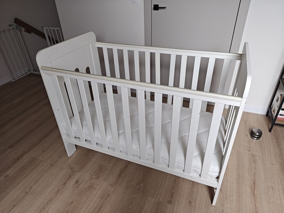 Łóżeczko z materacem 120x60 Tencel Hilding Dobranocka, stan bdb