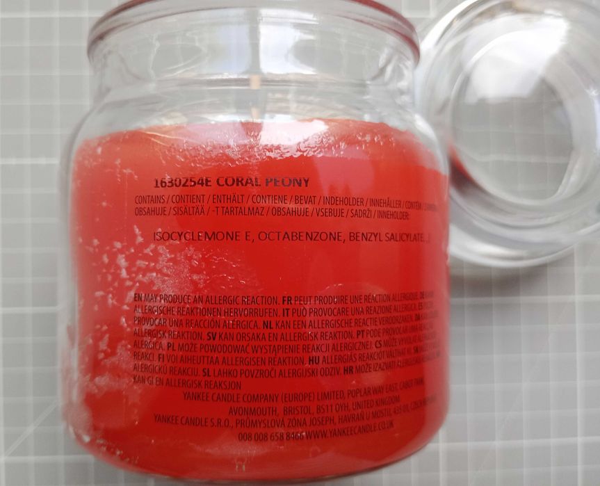 Yankee Candle świeca CORAL PEONY - słoik średni - 340 g
