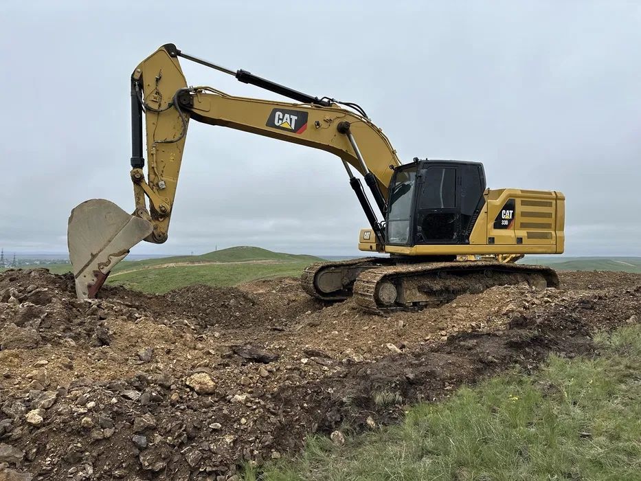 Экскаватор с оператором, аренда гусеничного экскаватора, экскаватор