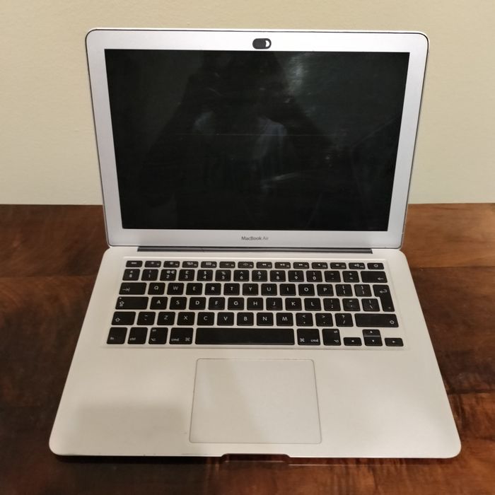 MacBook air a1446, i7,8gb ram, ssd