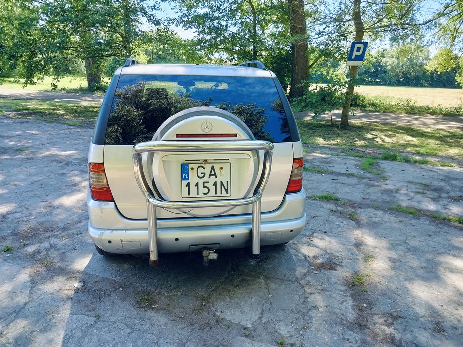 Mercedes ML W163