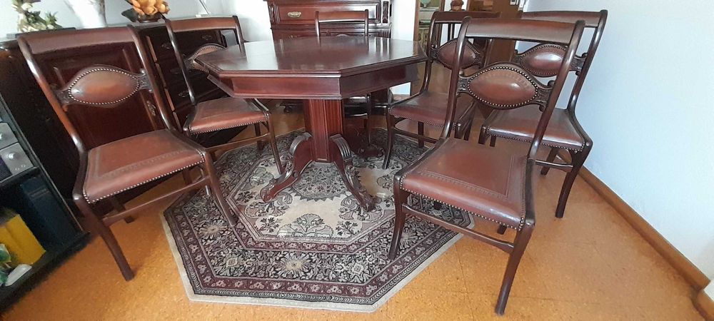 OPORTUNIDADE - Móveis de Sala de Jantar 100€