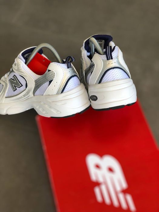 Кросівки NB 530 silver