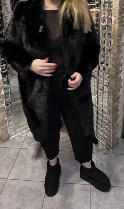 Норкова шуба Італія стан новий