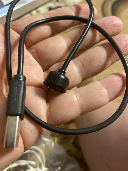 Зарядное на ми бенд 6