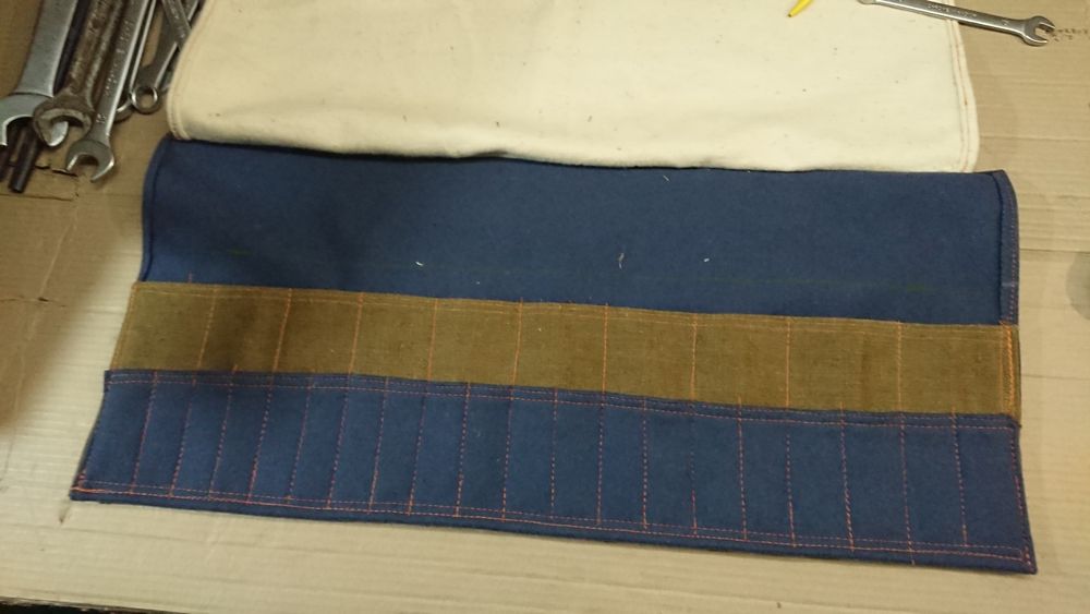 Чехол для разного...
Военное сукно.
Крепкий, мягкий, прочный, надежный