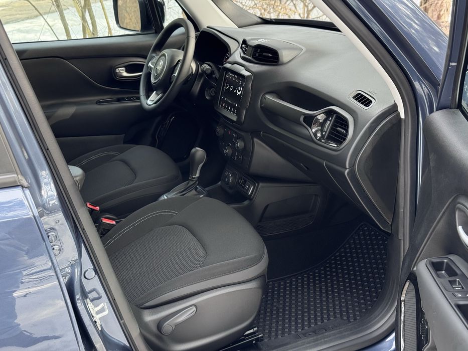 Jeep Renegade Altitude, 2023 року, 1.3 бензин, автомат, 4х4 , 27т.км.