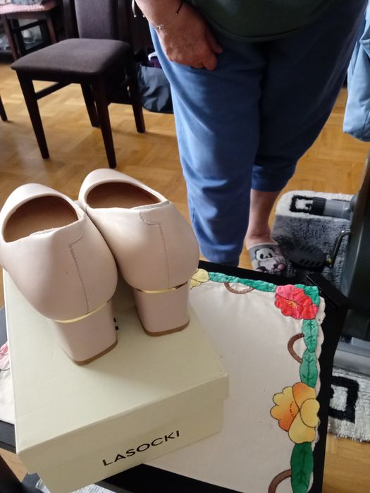 Buty damskie firma Lasocki Okazja!!!