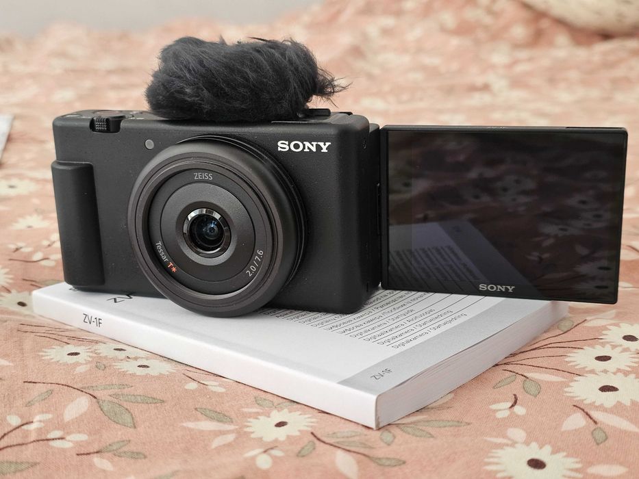 Aparat Sony ZV-1F Digital Camera Użyty 2 razy, więc praktycznie NOWY Kamera Sony