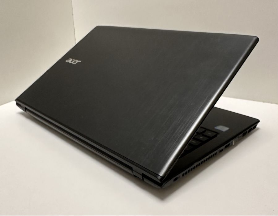 Acer E5-575G-535x 15.6"FullHD i5-7200 супер акумулятор/ Дивіться опис та фото