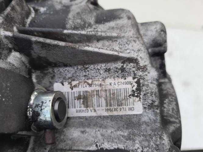 Caixa de velocidades Renault Megane 1,5dci  ref: C M T L 4 3 8 7 9 4 4