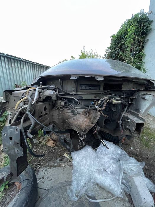 Renault Scenic розібраний