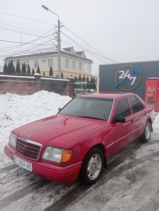 Продаю свій Мерседес 124