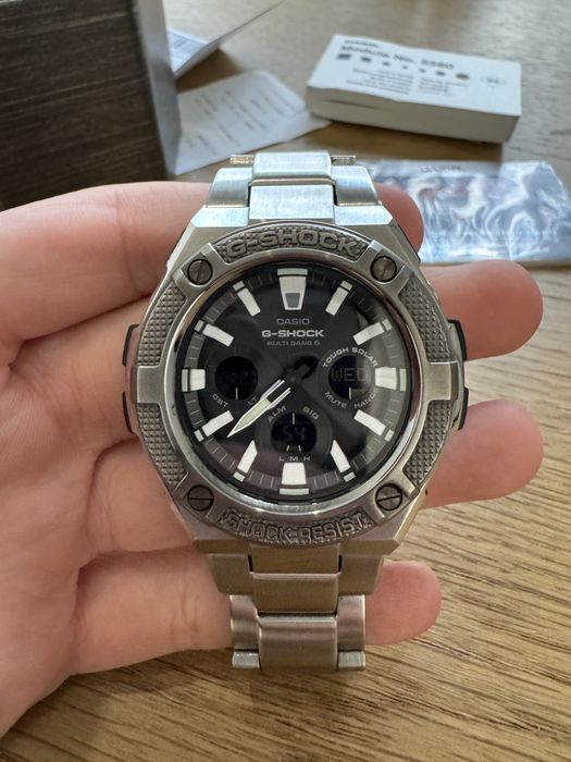 Casio G-Shock GST-W330AC