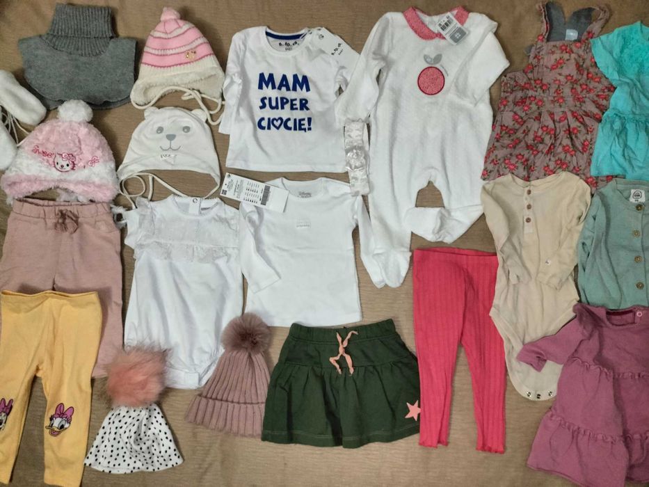 Paczka 19 szt. kurteczki, kombinezon r. 68/ 74