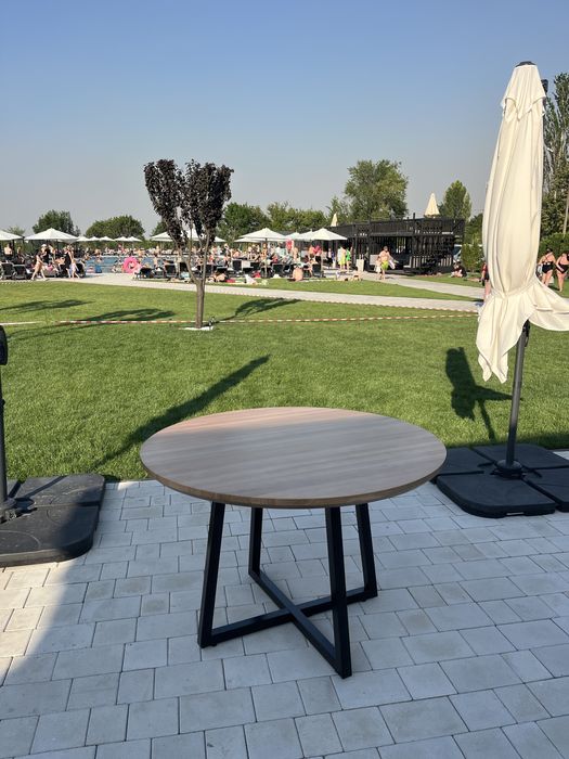 Меблі на замовлення. Стіл, стілець, стелаж, тумба