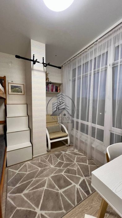 Оренда 2-кімнатної квартири з кухнею-студією на вул Кульпарківська