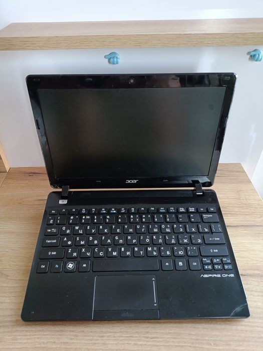 Ноутбук Acer aspire one 725