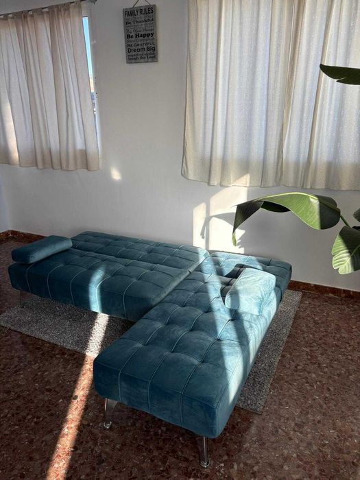 Novo sofá Aroa CheissLounge em veludo azul