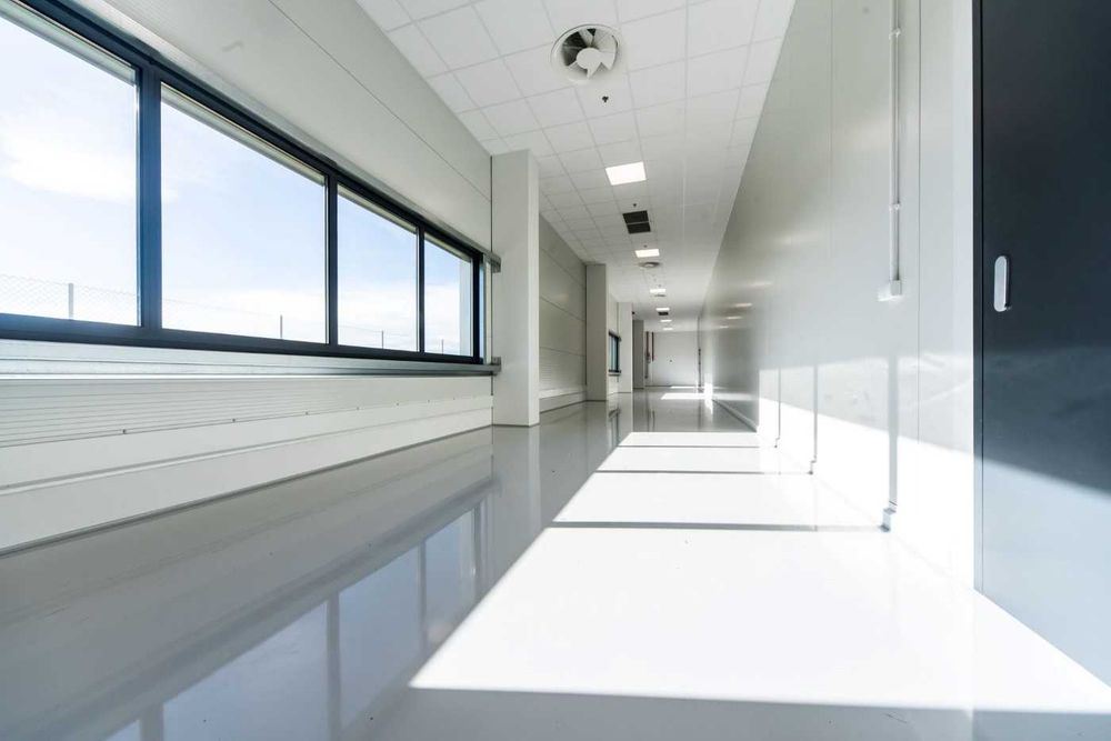 Beton/Posadzki Przemyslowe/Materialy budowlane/zacieranie/naprawa