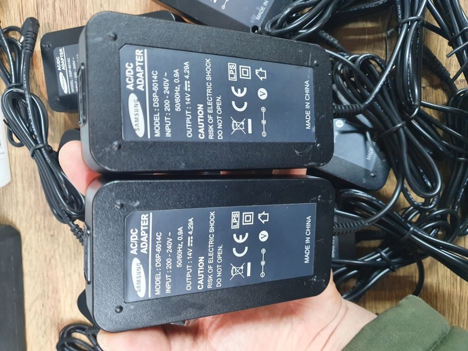 Блок живлення питания зарядное зарядка Samsung 14v/4,29a 60w оригінал