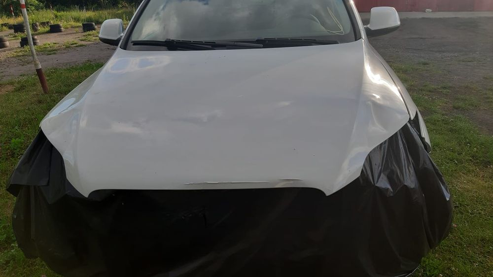 Капот Audi Q7 4l 2014 (під реставрацію)