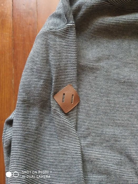 Светр чоловічий з капюшоном