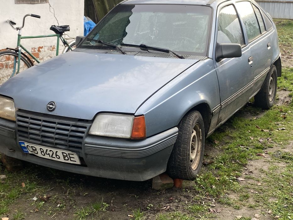 Опель кадет продаю