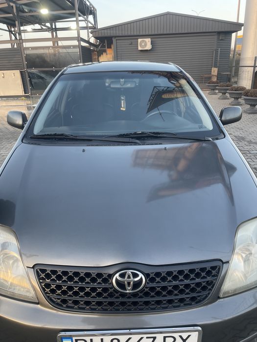 В продаже тойота корола