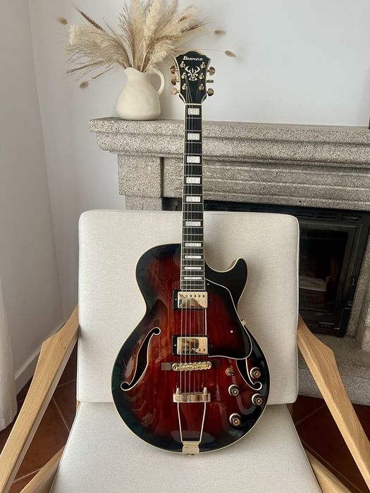 Guitarra Ibanez AG95QA-DBS