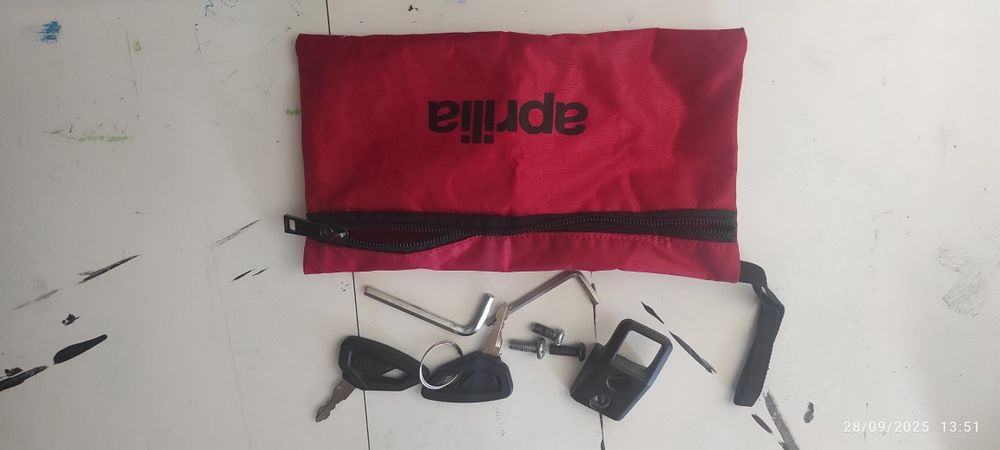 Trotinete Aprlia ESR1