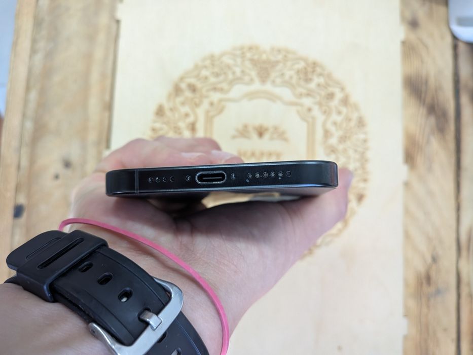 iPhone 16 pro max 256 gb Black Titanium Neverlock