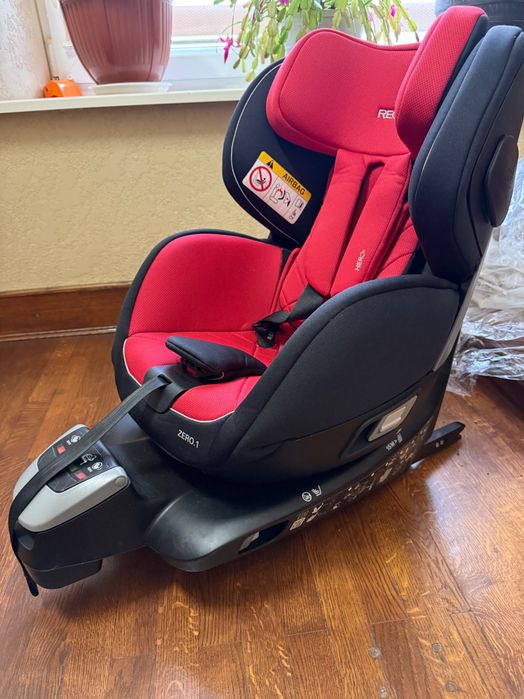 Автокрісло RECARO Zero.1 (Racing Red)