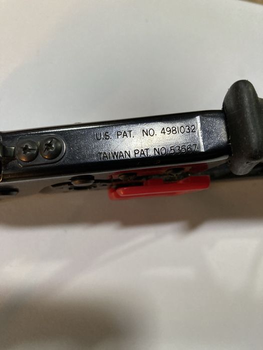 Zaciskarka combo Rj45/Rj11 Taiwan.Pat No.498032