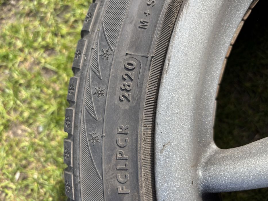 Felgi aluminiowe 17 + opony zimowe