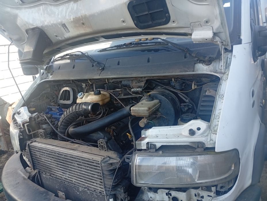 Продається міст коробка renault mascott т 2003 рік