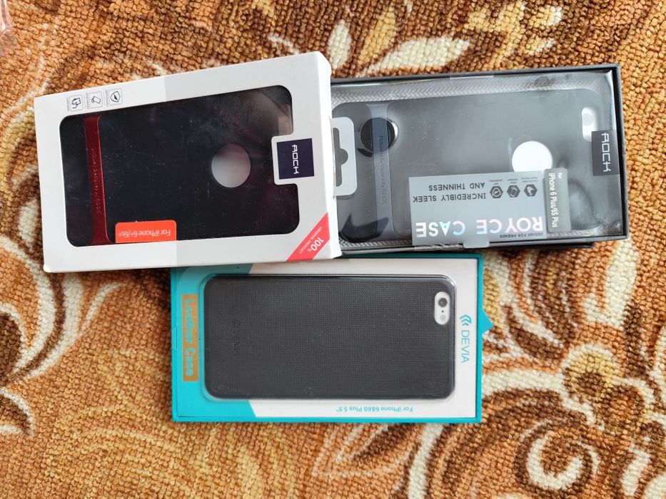 Продам чохли на телефони.