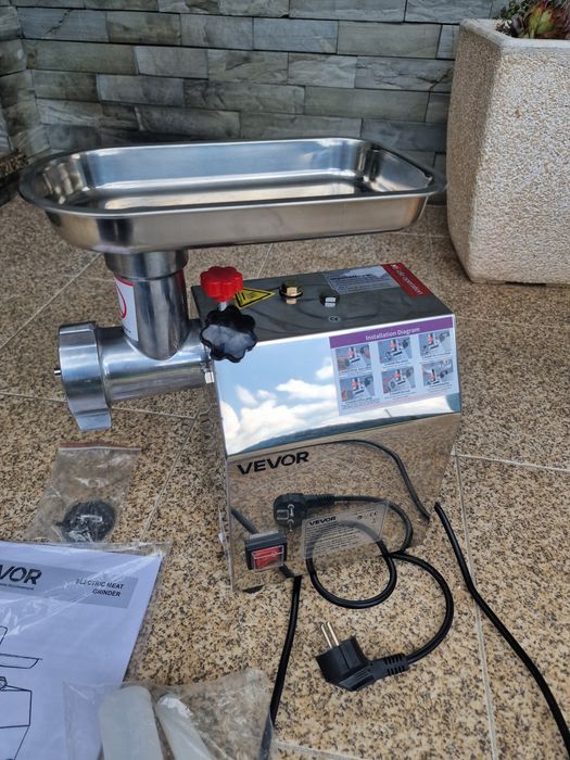 picador de carne elétrico (Electric Meat Grinder) da marca VEVOR.