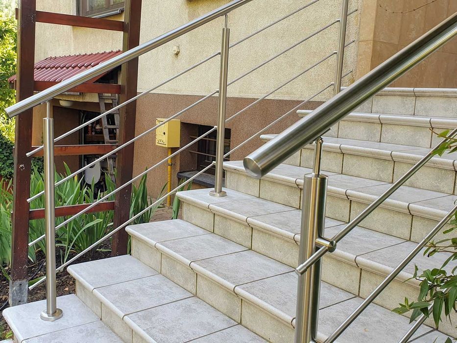 Balustrady ze stali nierdzewnej INOX + szkło