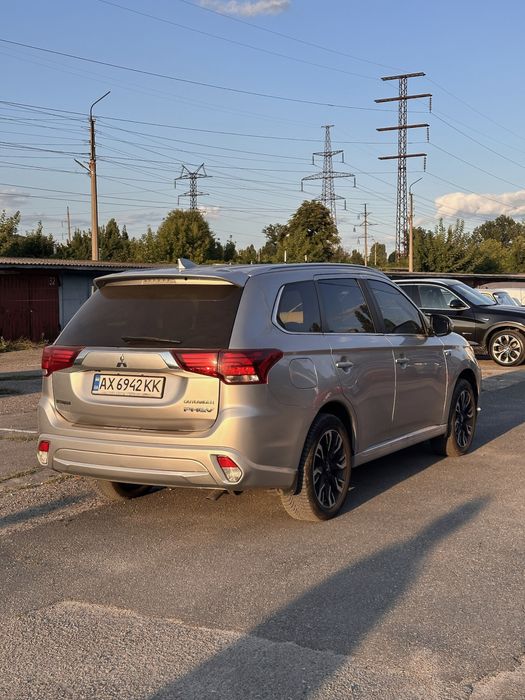 Mitsubishi Outlander Plug in hybrid 2018