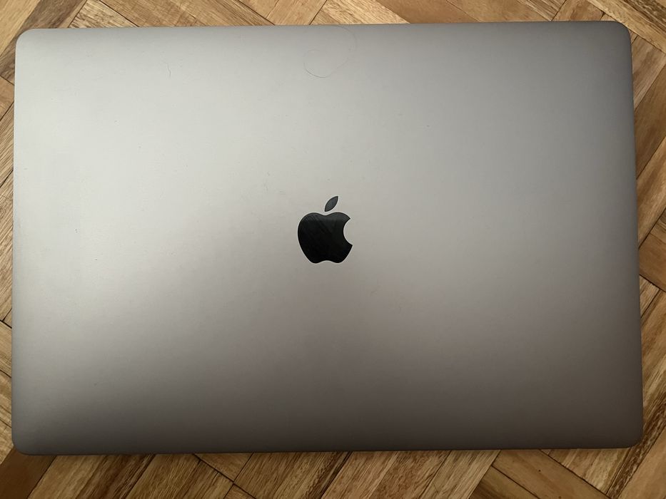 MacBook Pro 16 i9 32gb Ram 1Tb SSD VGA 4Gb
