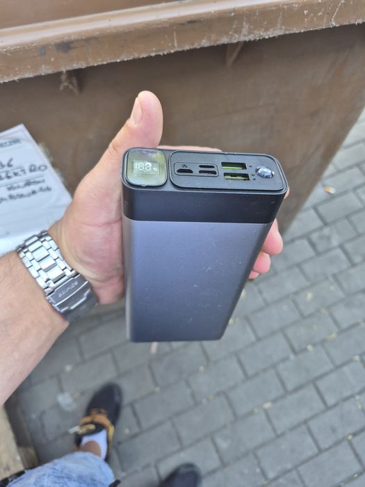 Powerbanki okolo 550 szt 100% Sprawne
