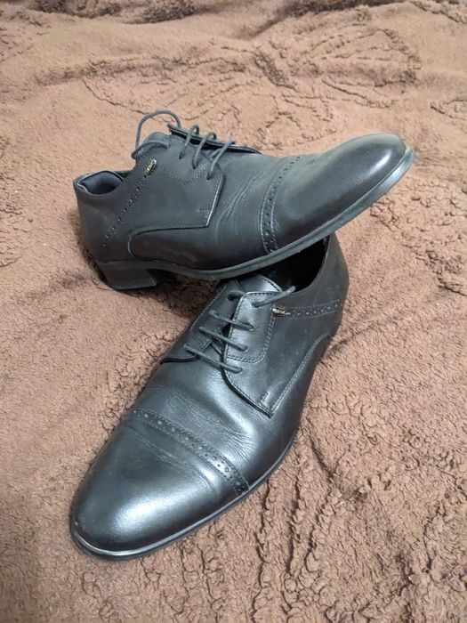 Элегантные туфли IKOS, 39 размер, состояние новых