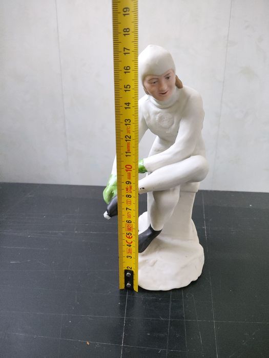 Статуэтка Конькобежка Мария Исакова