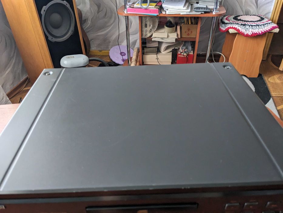 Denon DCD-1550AR CD Player