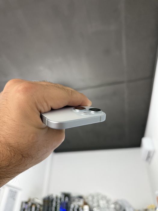 Apple Iphone 15 128 gb 100% фіз сім айфон 15