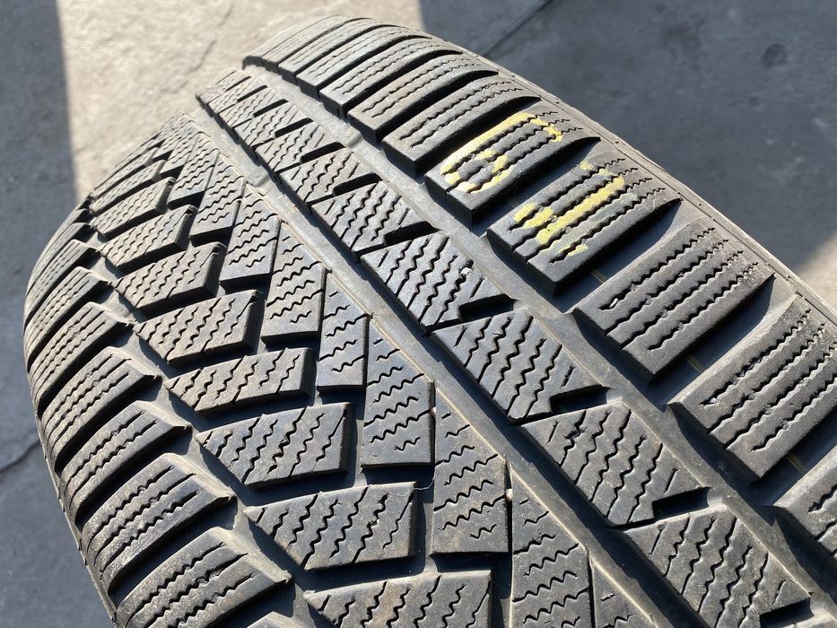 Opona zimowa Continental WinterContact TS850P SUV 245/45 R20 1szt.