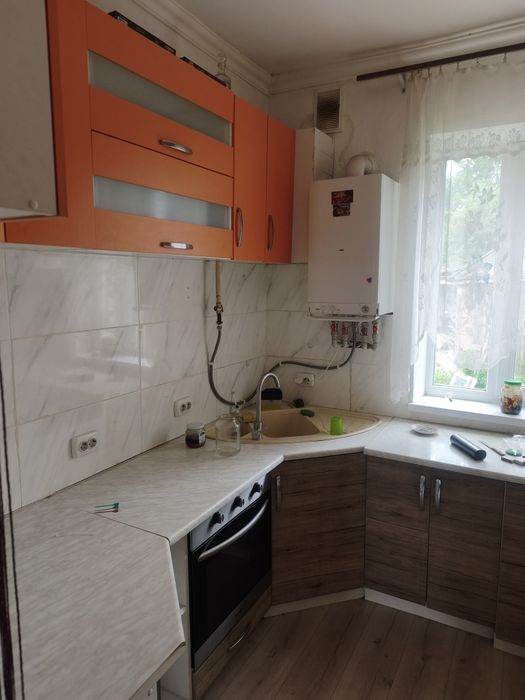 Продаж житлового будинку в центрі міста Малин (вул. Винниченка)