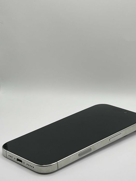 iPhone 16 Pro | stan idealny | bateria 90% | pełny zestaw