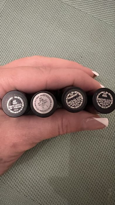 Помада Мас,  Kiko milano, Charlotte oригинал